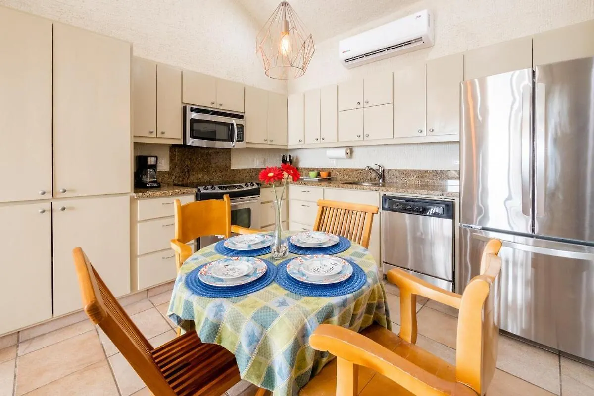 Casa del Mar- Oceanview, walk to dining and beach! Cabo San Lucas Appartement