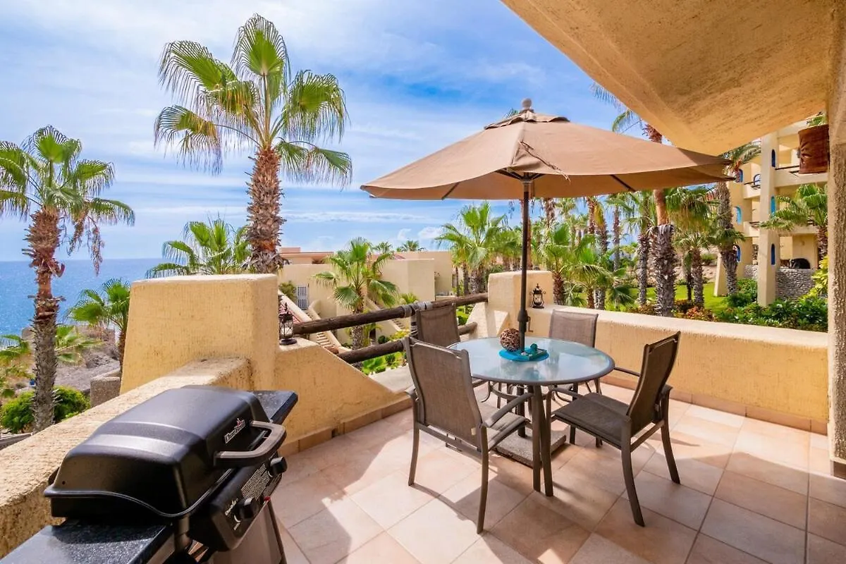 Casa del Mar- Oceanview, walk to dining and beach! Cabo San Lucas Apartament