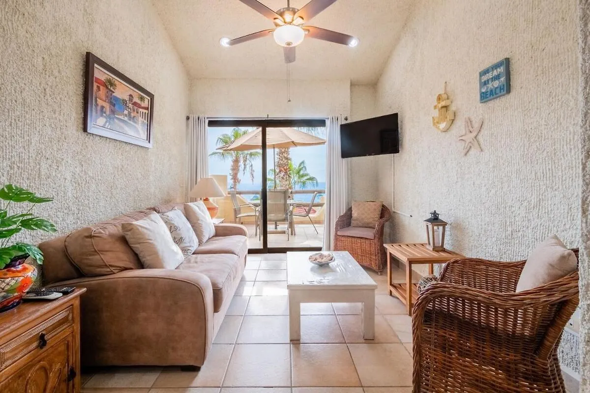 Casa del Mar- Oceanview, walk to dining and beach! Cabo San Lucas Apartament